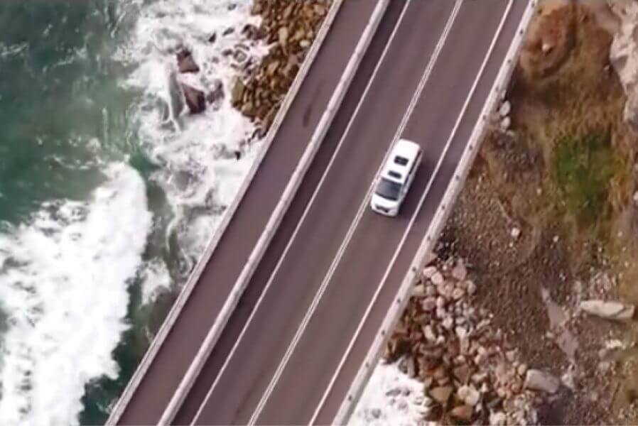 EXECUTIVE LOUNGE MOTOR – ALPHARD HYBRID